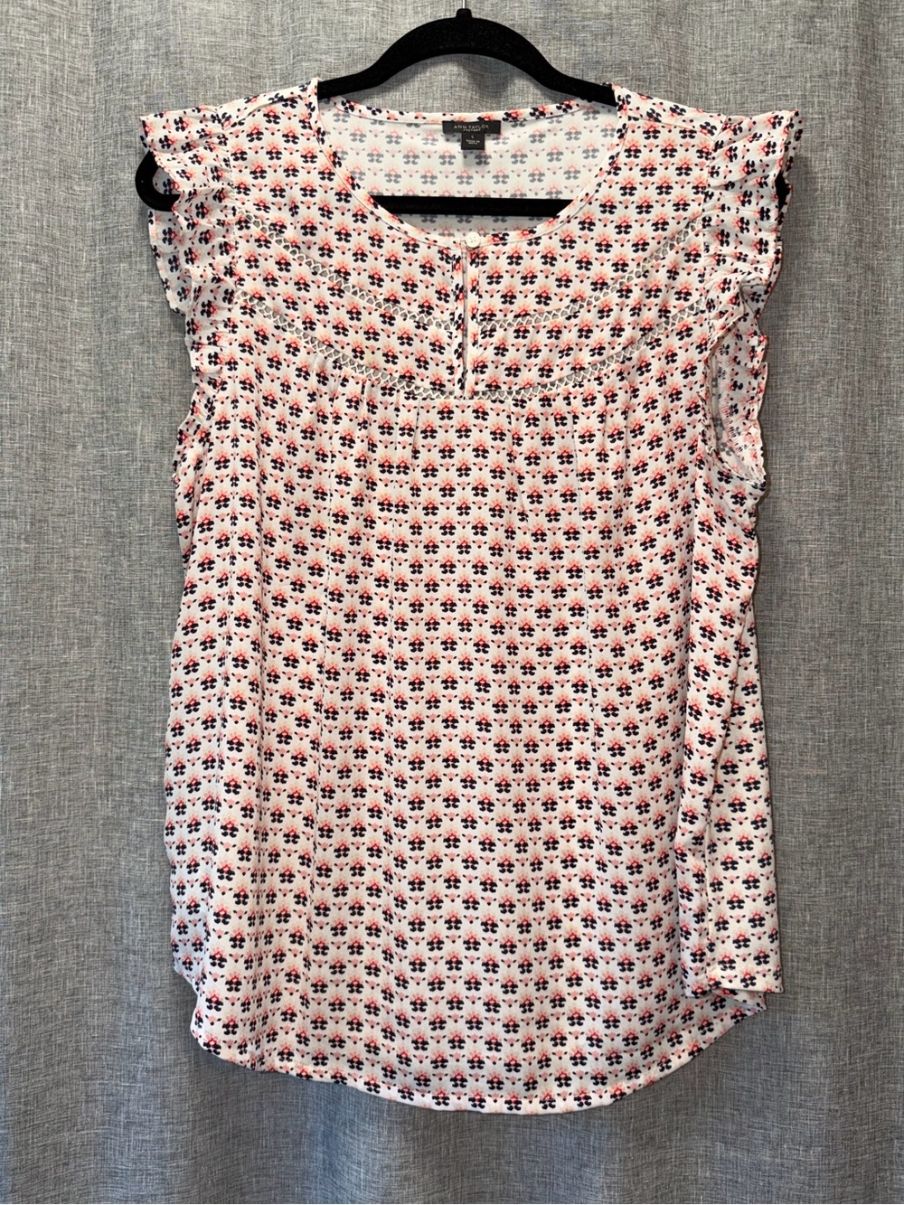 Ann Taylor White Top with Pink & Black Print and Flutter Sleeves Large